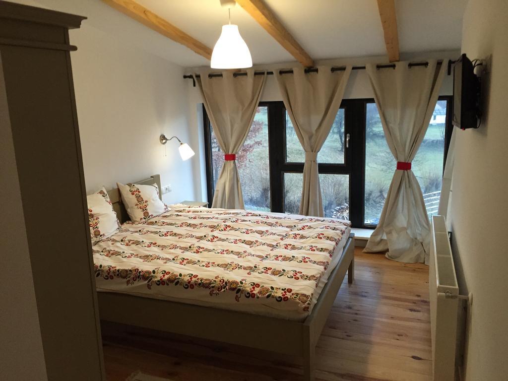 Talhaus Hotel Viseu de Sus Ngoại thất bức ảnh
