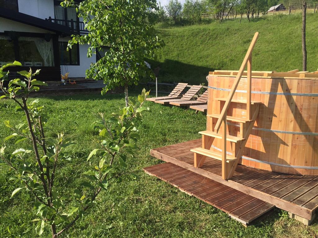 Talhaus Hotel Viseu de Sus Ngoại thất bức ảnh
